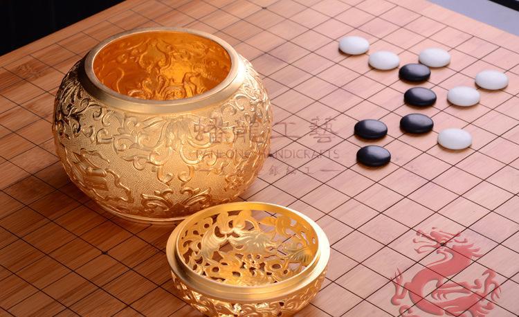 銀輝映棋趣 大洋金銀制品廠蟠龍工藝圍棋罐的文化韻味